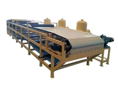 Sut mae'n gweithio'r Filter Belt Vacuum?