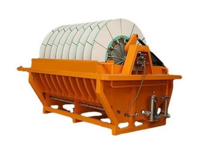 Analysis of the Relationship Between Filtration Efficiency and Filtration Rate in Vacuum Ceramic Filters (Analisi o'r cysylltiad rhwng Efficiency Filtration and Filtration Rate in Vacuum Ceramic Filte